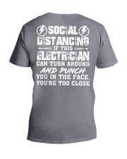 If This Electrician Can Turn Around V-Neck T-Shirt tile