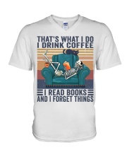 Book That's what I do I drink coffee I read books V-Neck T-Shirt tile