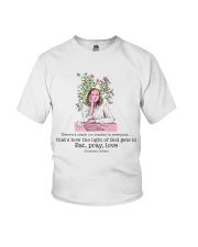 Book I'm not really a book person Youth T-Shirt tile