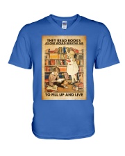 Book They read books V-Neck T-Shirt tile