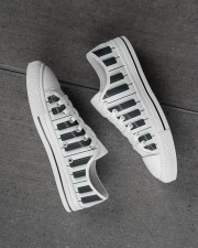 Piano Men's Low Top White Shoes aos-complex-men-white-high-low-shoes-lifestyle-inside-left-outside-left-01