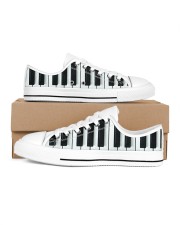 Piano Men's Low Top White Shoes inside-left-outside-left