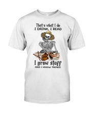 Gardening That's what I do Classic T-Shirt tile