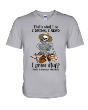 Gardening That's what I do V-Neck T-Shirt tile