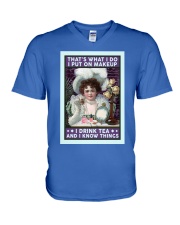 Makeup That's what I do V-Neck T-Shirt tile