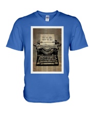 Book To be or not to be V-Neck T-Shirt tile