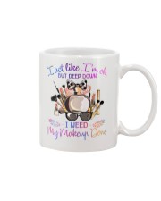 Makeup I need my makeup done Mug tile