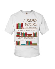 I read books Youth T-Shirt thumbnail