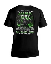 1987-6 V-Neck T-Shirt tile