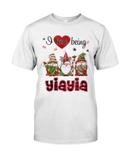 I Love Being Yiayia - R Classic T-Shirt front