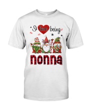 I Love Being Nonna - R Classic T-Shirt front
