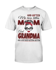 Mom And Grandma - Red 2022 .Png Classic T-Shirt front