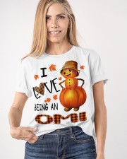 I Love Being An Omi - Great Classic T-Shirt apparel-classic-tshirt-lifestyle-front-100