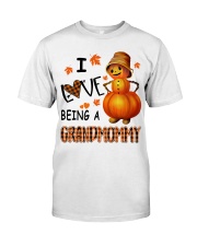 I Love Being A Grandmommy - Great Classic T-Shirt front
