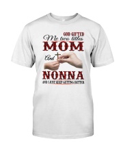 Mom And Nonna - CR.Png Classic T-Shirt front