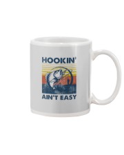 Hookin' ain't easy Mug tile