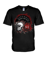 Red Red White white forever forever V-Neck T-Shirt thumbnail