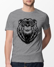 Papa Bear - limited edition Classic T-Shirt lifestyle-mens-crewneck-front-13