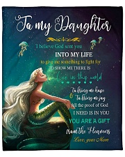 U Are The Gift From The Heavens Mom To Daughter Fleece Blanket tile