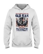 Never Underestimate Old Man Veteran Hooded Sweatshirt tile