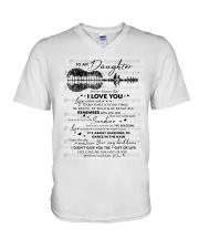 Never Forget That I Love U Guitar Mom To Daughter V-Neck T-Shirt tile