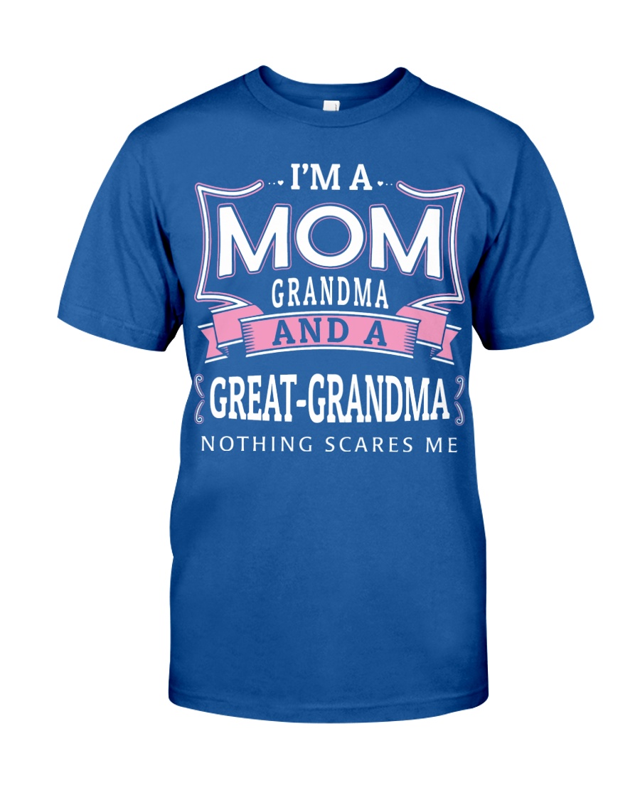 NOTHING SCARES ME Classic T-Shirt