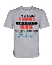 i'm a mom NANNA V-Neck T-Shirt tile