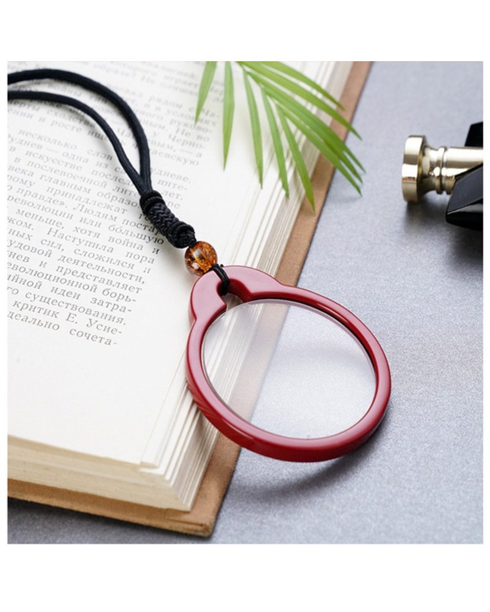 Nonor 2021 Portable Design Convenient Women Men Hang Neck Reading Glasses Prescription Spectacles template