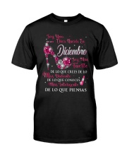 Diciembre Classic T-Shirt thumbnail