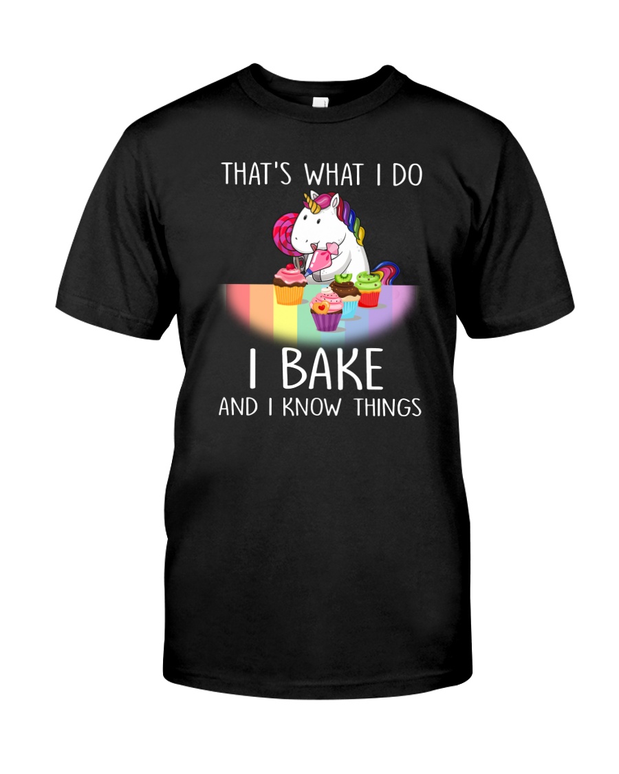 Unicorn and bake Classic T-Shirt