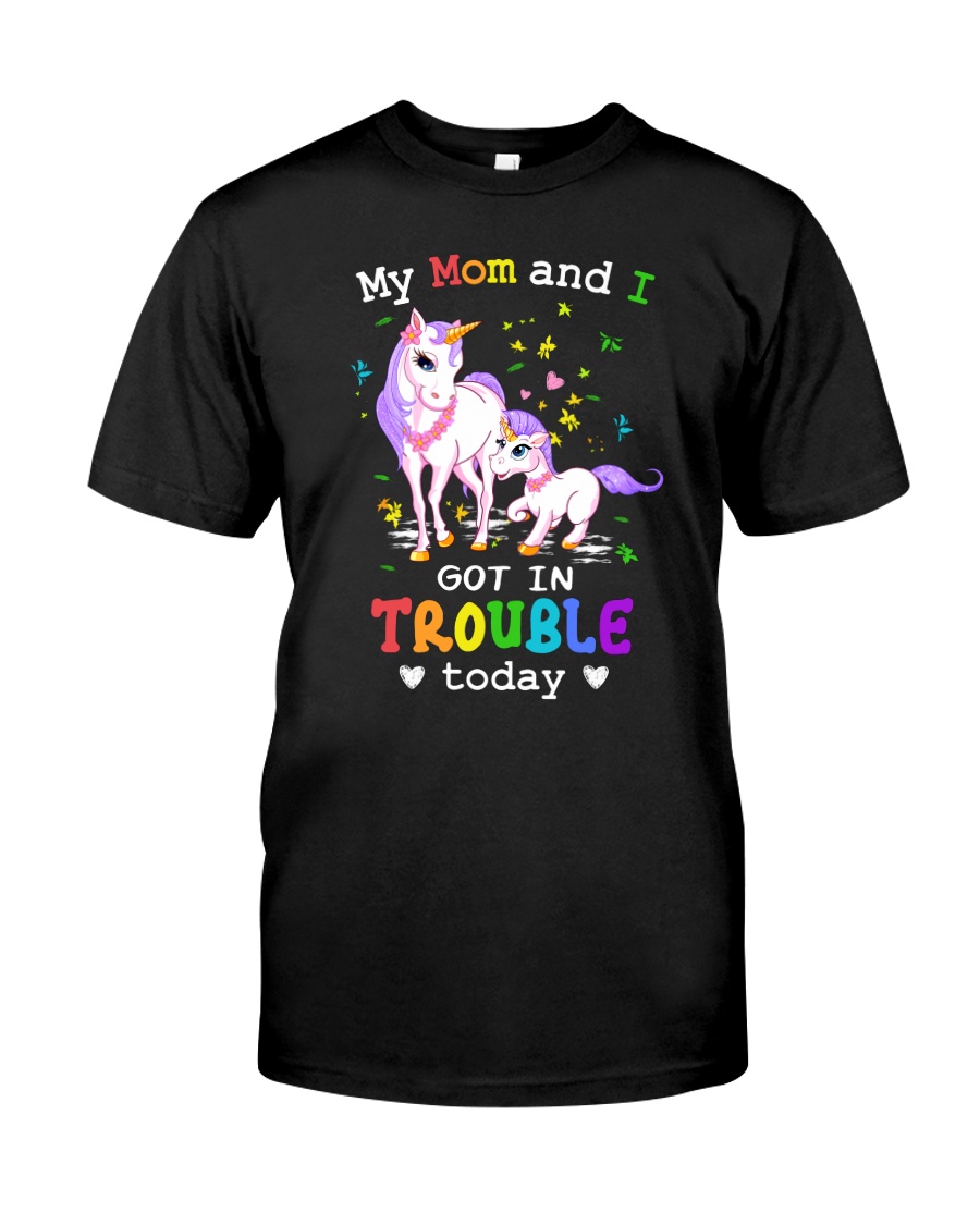 Unicorn mom and I 2409 Classic T-Shirt