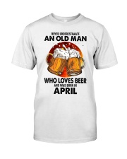 Never Underestimate An Old Man Who Loves Beer Classic T-Shirt tile