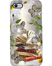 Librarian Books With Daisy And Butterfly Phone Case i-phone-7-case