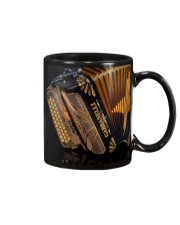 Accordion Beauty Mug front