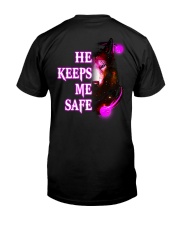 He Keeps Me Safe Red Pink Sky Classic T-Shirt tile