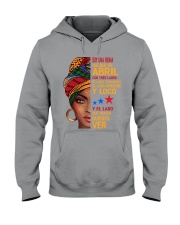 Soy Una Reina Nacida En Abril Hooded Sweatshirt thumbnail