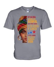 Soy Una Reina Nacida En Abril V-Neck T-Shirt thumbnail