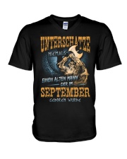 Mann Der im September Geboren Wurde V-Neck T-Shirt thumbnail
