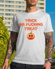 HALLOWEEN T-SHIRT Premium Fit Mens Tee lifestyle-mens-crewneck-front-8
