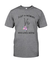 Skiing Love Woman 2104 Classic T-Shirt front