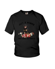 Rottweiler Love Woman 2104 Youth T-Shirt thumbnail