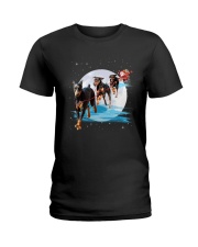 GAEA - Doberman Pinscher Santa - 1011 - 105 Ladies T-Shirt thumbnail