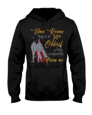 Una reina-30-album-guocdoi-yellow-T4 Hooded Sweatshirt thumbnail