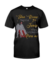 una reina-7-guocdoi-yellow-T6 Classic T-Shirt front