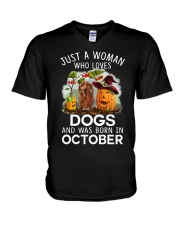 just a woman who loves dachshund V-Neck T-Shirt tile