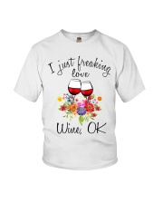 I Just Freaking Love Wine Youth T-Shirt thumbnail