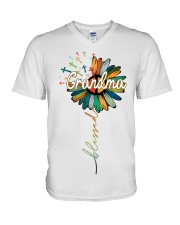 Blessed grandma JS V-Neck T-Shirt tile