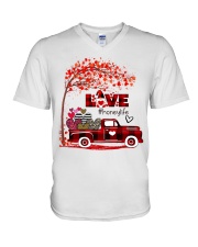 Love honey life truck red V-Neck T-Shirt tile