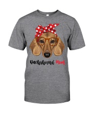 Dachshund Mom Classic T-Shirt thumbnail