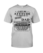 LOVES ME UNCONDITIONALLY - LOVELY GIFT FOR SON Classic T-Shirt front